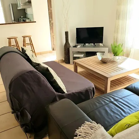 Moderne Pres De Centre Apartamento Martigues
